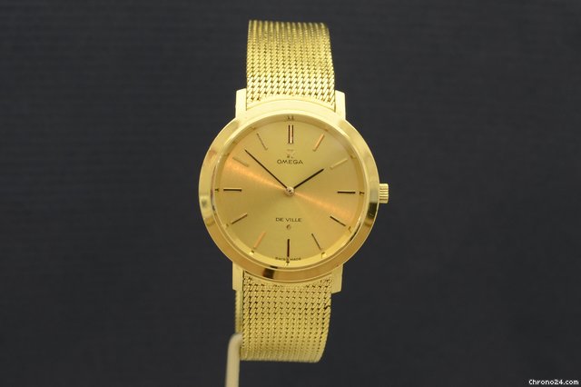Omega De Ville Extrapiatto 18K Yellow Gold Case and Bracelet