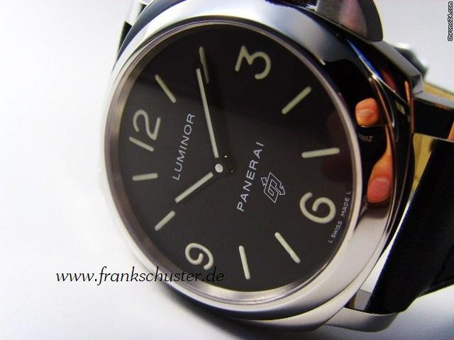 Panerai Logo Base PAM 000 watches