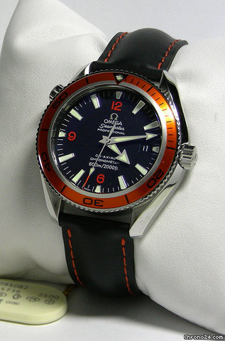 Omega Seamaster Planet Ocean NEU incl MWST mit B & P watches