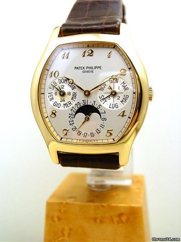 Patek Philippe PERPETUAL CALENDAR REF.5040J, 18KT GOLD watches