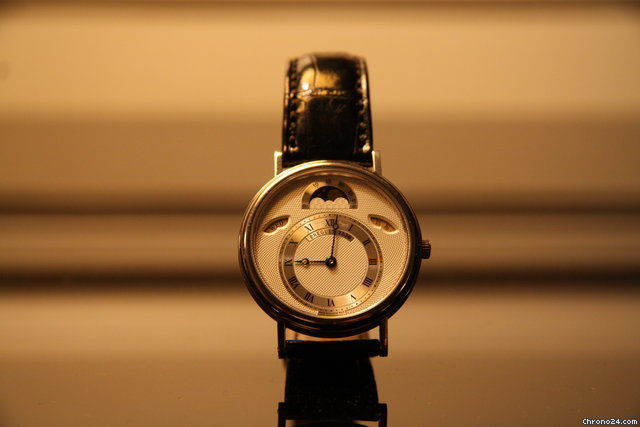 Breguet QuantiEme Phase de Lune ref.3330 watches