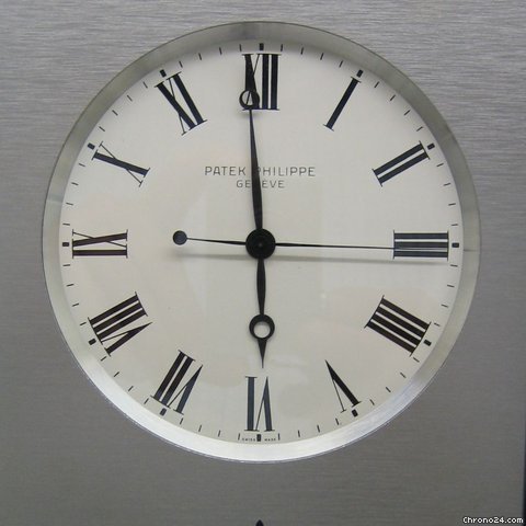 Patek Philippe Tischuhr NAVIQUARTZ E1200 watches