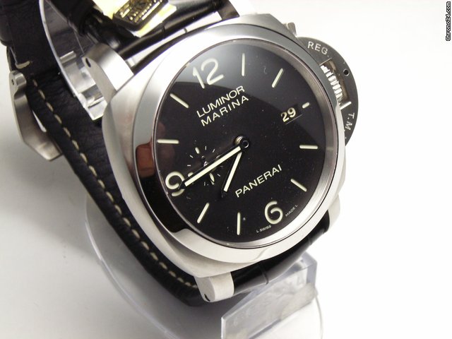 Panerai Luminor 1950 3days Aut. watches
