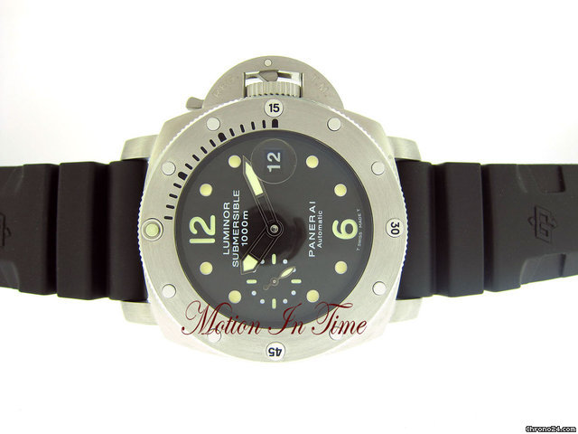 Panerai LUMINOR 1950 SUBMERSIBLE 1000M STEEL ON RUBBER - PAM243 watches