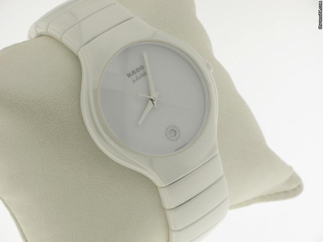 Rado TRUE CERAMICA BIANCA BRILLANTINI 40mm watches