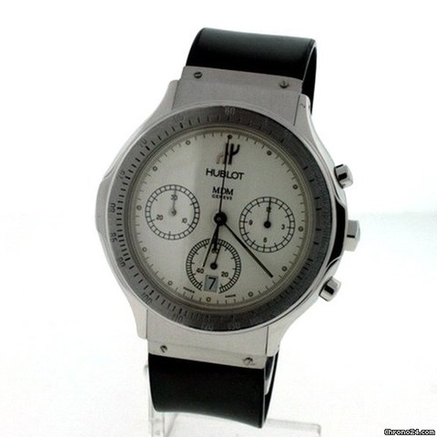 Hublot Classic Chronograph Pre-owned watches