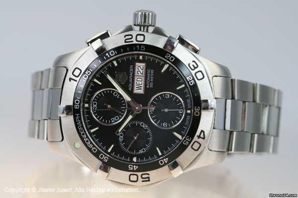 TAG Heuer AQUARACER MIT EDELSTAHLBAND watches
