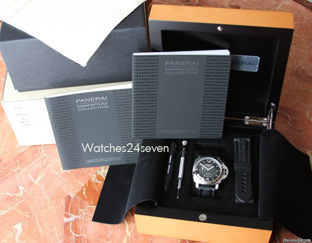 Panerai PAM 233 N GMT 8 Day Mechanical Movement 1950 case 44 mm: Retail watches