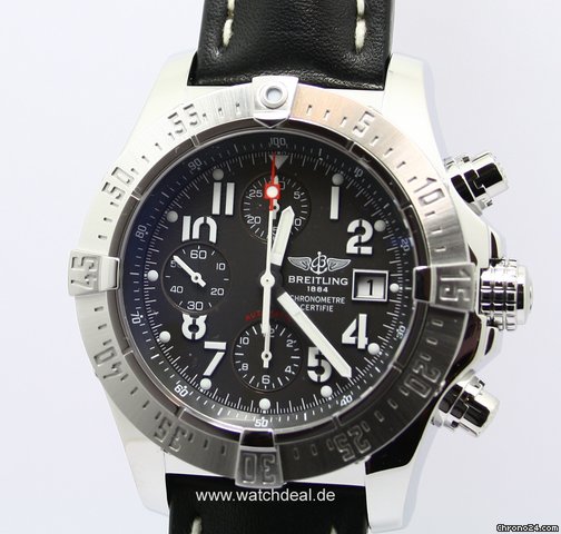 Breitling Avenger Neu incl MWST mit Box +Papieren watches