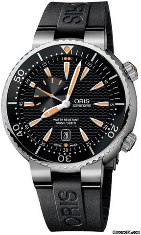 Oris Divers Small Second Date watches