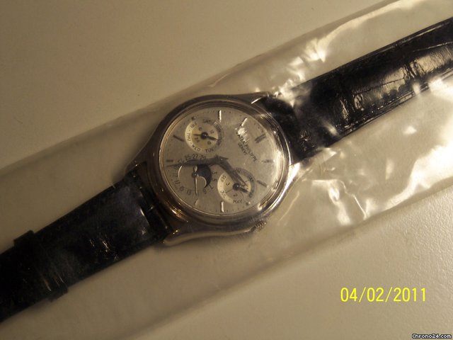 Patek Philippe 3940G Perpetual Calendar watches