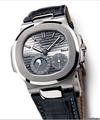 Patek Philippe Nautilus 5712G watches
