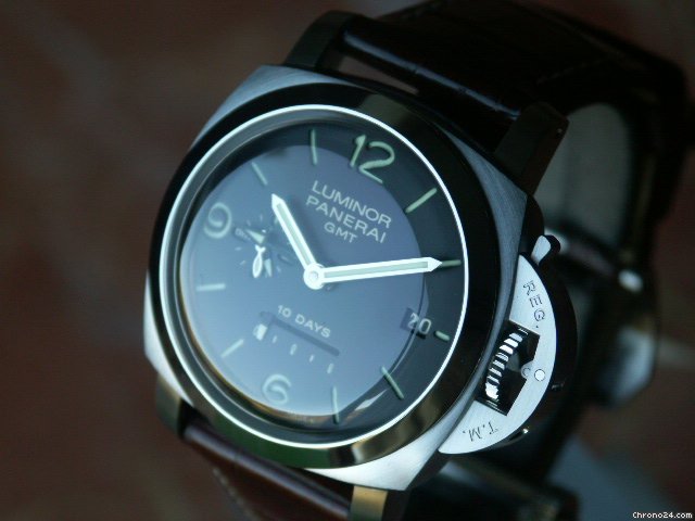 Panerai PAM 270 GMT 10 Day Movement w 1950 case: Retail watches