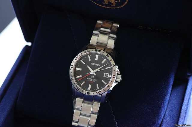 Seiko Grand Seiko SBGM001 watches