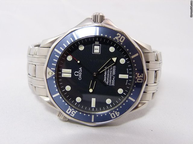 Replica Omega Seamaster Professional Chronometer Watch