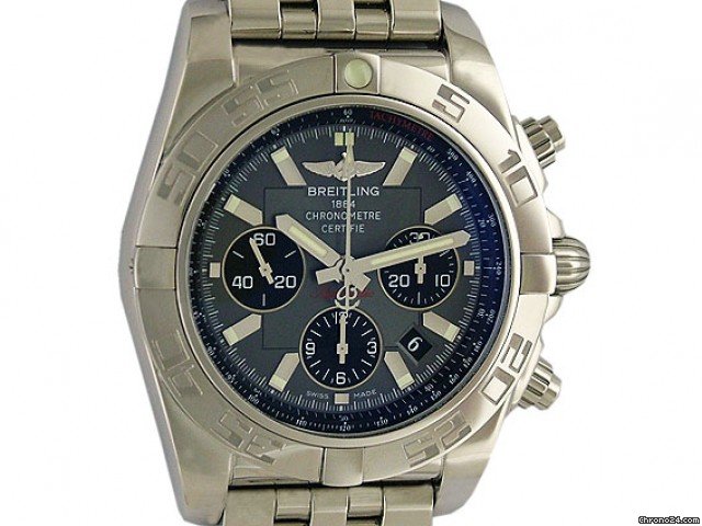 Breitling Chronomat B01 44mm watches