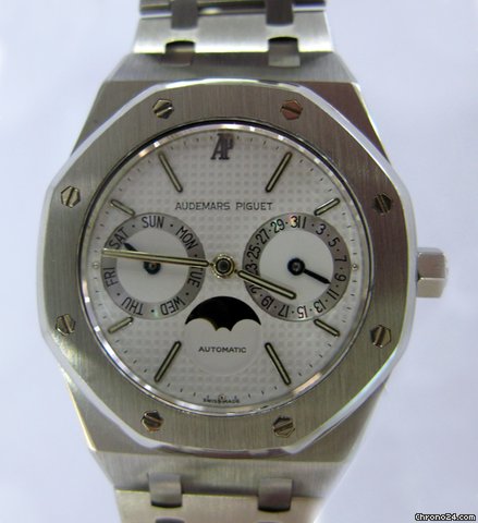 Replica Audemars Piguet Royal Oak Day Date 40 Mm Rare Watch