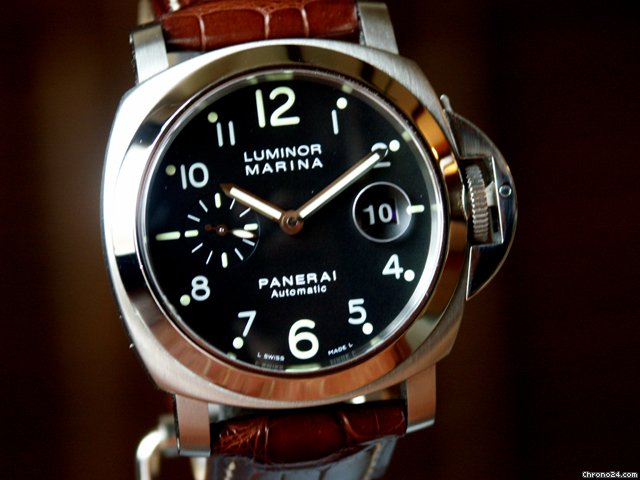 Panerai PAM 164 M Luminor Marina Numeral Dial: Retail watches