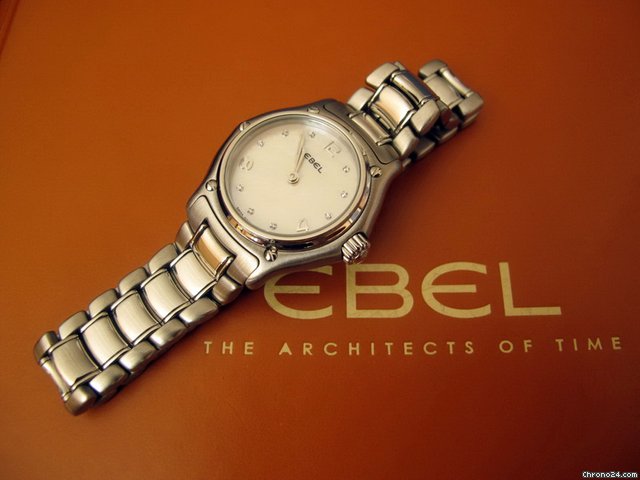 Ebel 1911 Lady Perlmutt-Zifferblatt & 9 Diamanten watches