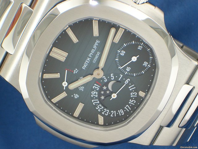 Patek Philippe Nautilus 5712/1a Riserva Di Carica Fasi Luna watches