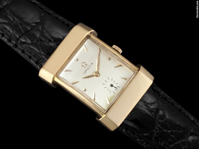 Omega 1947 OMEGA Vintage Watch, TOP HAT STYLE - 18K GOLD watches