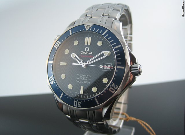 Omega Seamaster 300 M Chronometer 22208000 Ungetragen watches