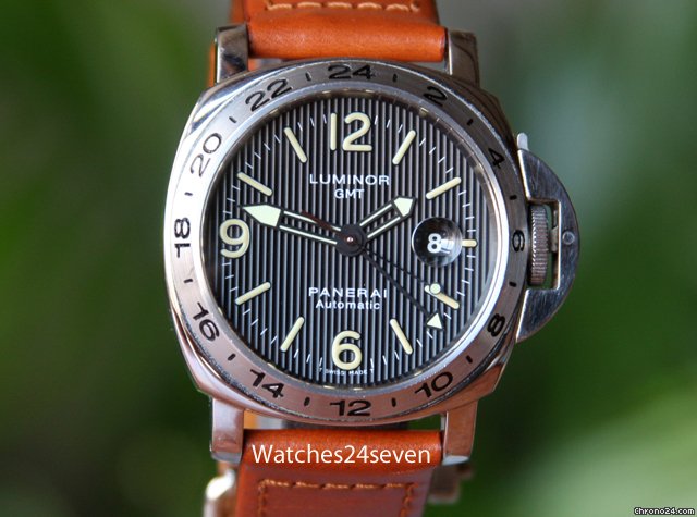 Panerai PAM 29 A Luminor Marina GMT Tuxedo Dial T Swiss T Dial watches