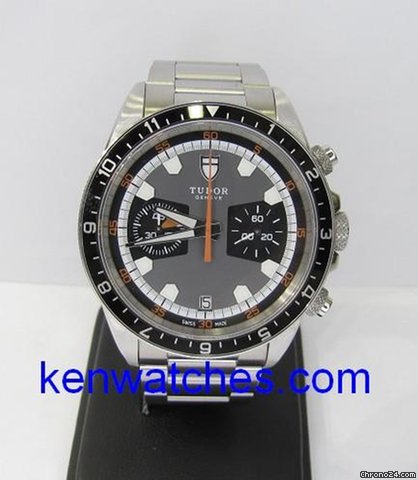 Replica Tudor Heritage 70330N Watch
