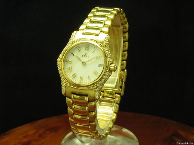 Ebel 1911 Date 18kt Gold Damenuhr Diamanten Perlmutt watches