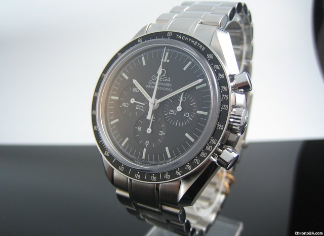 Omega Speedmaster Professional Moonwatch Chronograph 3573.50.00 watches