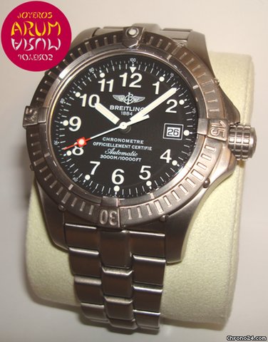 Breitling Avenger Seawolf watches