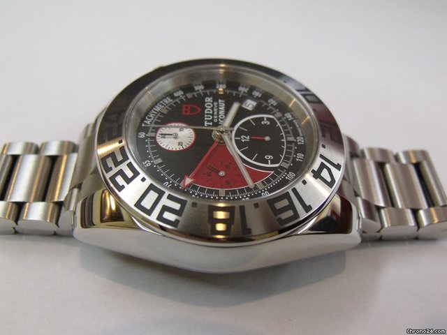 Tudor ICONAUT en acier watches
