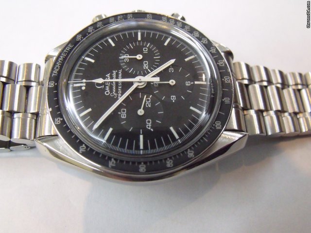 Omega Speedmaster 1974 watches