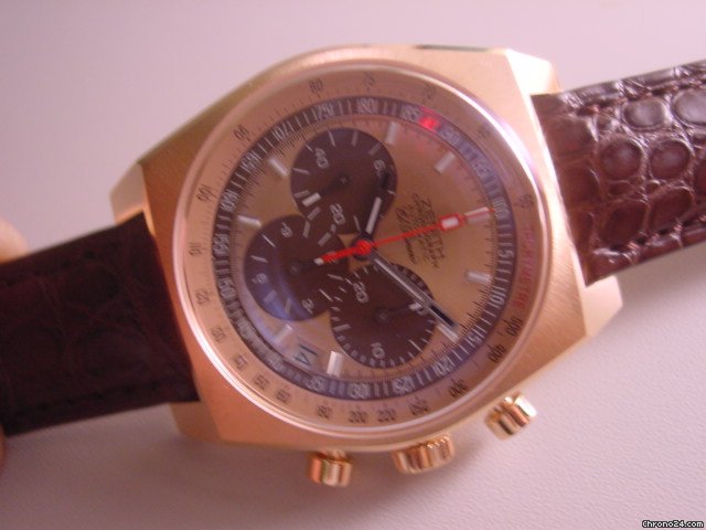 Zenith 18K PG Original Vintage 1969 Limited (NIB) watches