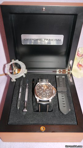 Panerai Luminor Daylight Chrono watches