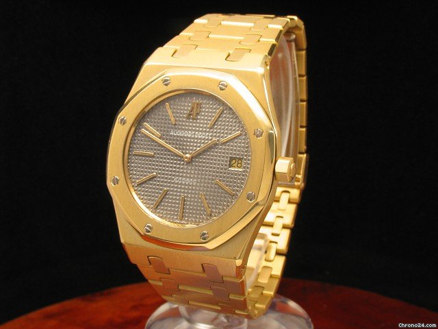 Audemars Piguet Royal Oak Jumbo 18kt Gold Automatic Herrenuhr watches