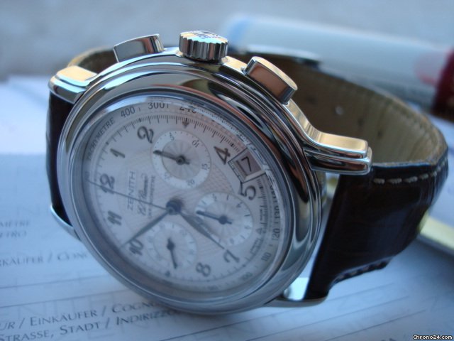 Zenith Chronomaster Chronograph mit B&P von 2000 watches