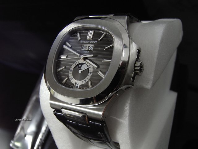 Patek Philippe 5726A-001 Nautilus watches