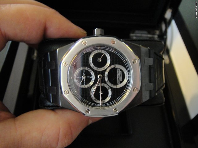 Replica Audemars Piguet Royal Oak Quantieme Perpetual Black Platinum Watch
