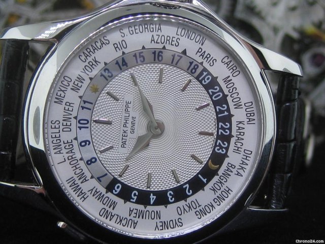 Patek Philippe WORLDTIMER 5110G NOS watches