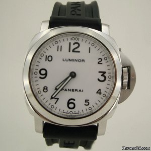 Panerai LUMiNOR BASE PAM114 watches