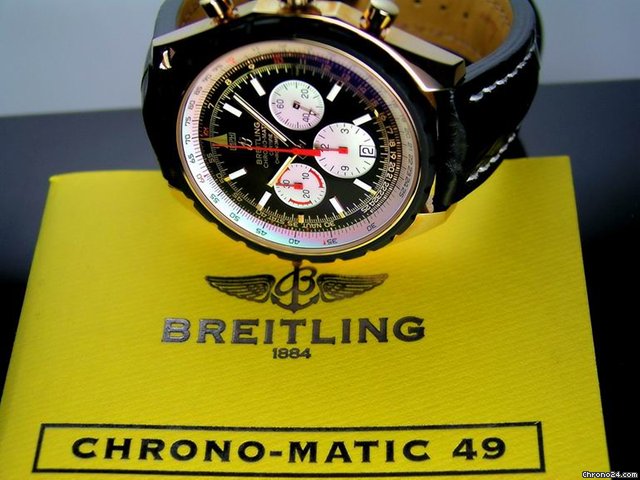 Breitling Navitimer Chrono-Matic 49 Rosegold watches