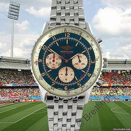 Breitling Navitimer 92 Football USA limited 200 watches