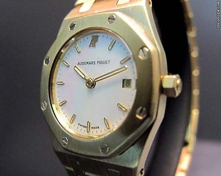 Audemars Piguet ROYAL OAK LADY MIT GOLDBAND PERLMUTT watches
