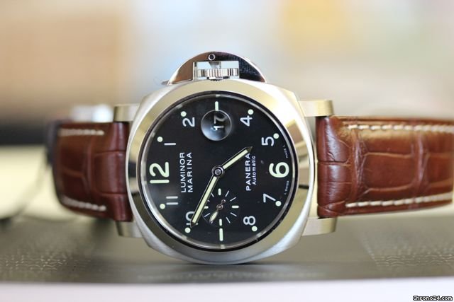 Panerai Luminor Marina Automatic Pam164 watches