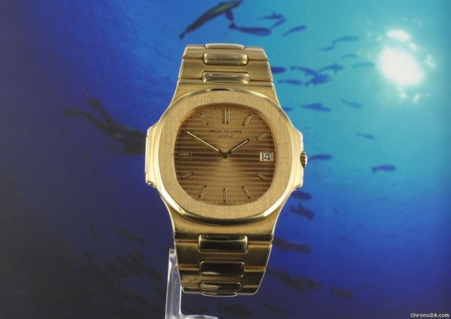 Patek Philippe Jumbo Nautilus watches