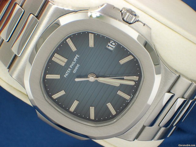 Patek Philippe Nautilus 5711/1a-001 watches