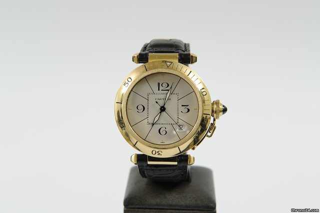 Cartier Pasha' Oro Giallo watches