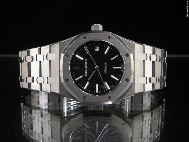 Audemars Piguet Royal Oak Jumbo 15300 watches
