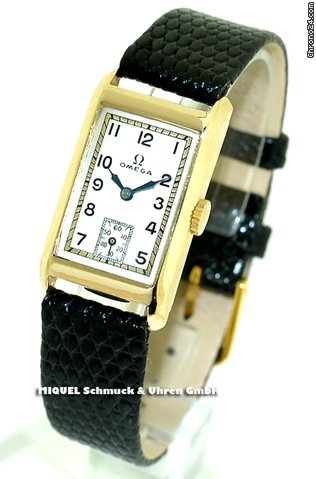 Replica Omega Rectangular Handaufzug mit dezentraler Sekunde in Gelbgold - Dame (gebraucht) Watch